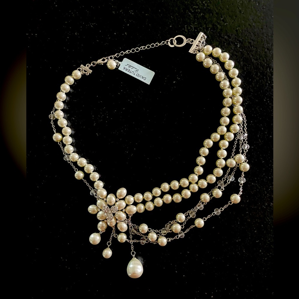 pearl necklace